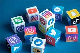 Plateformes et réseaux sociaux